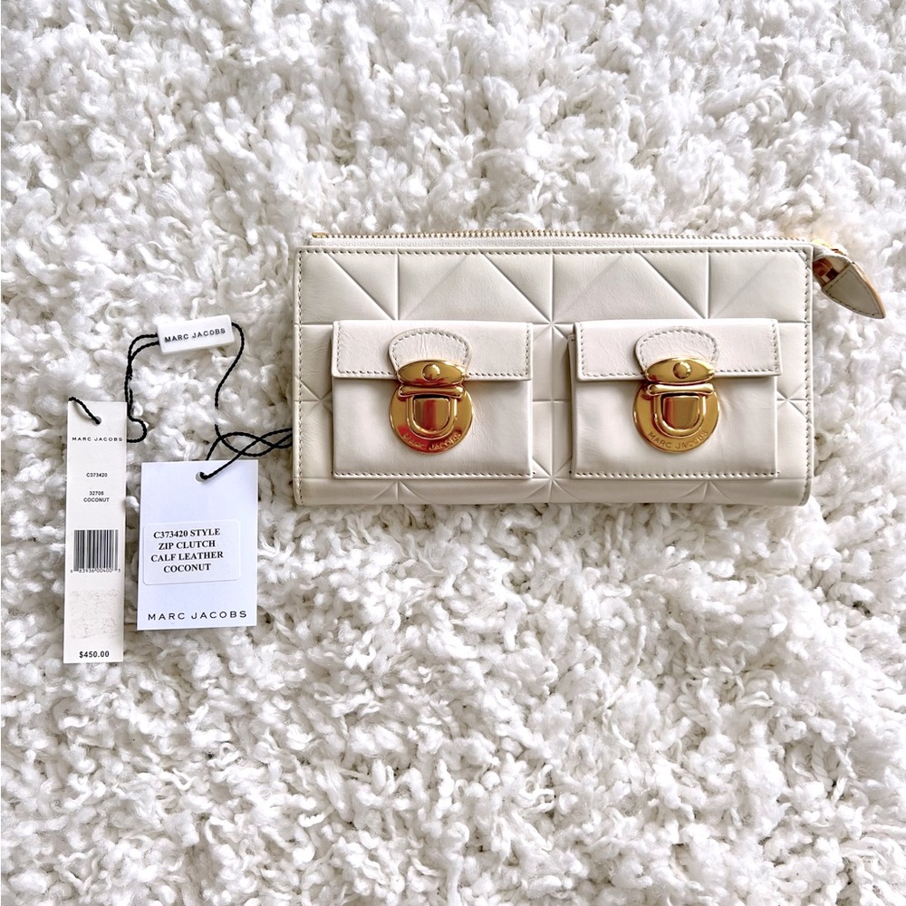MARC JACOBS**SOLD**Zip Clutch Calf Leather Wallet in Ivory + Gold Hardware NEW💕